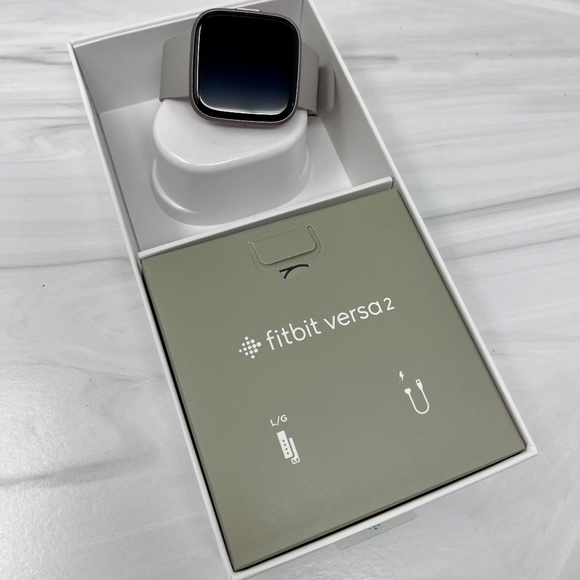 Like New - Fitbit Versa 2 - Picture 4 of 13